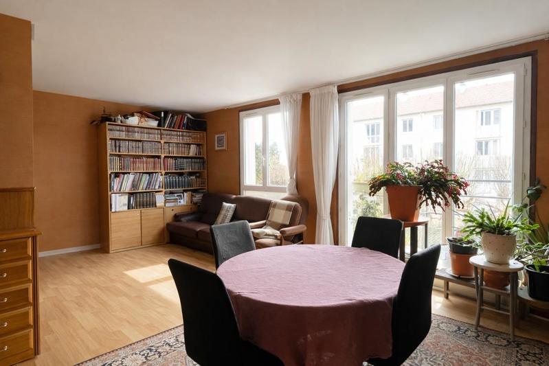 Appartement - 82 m² - 4 pièces