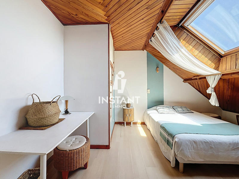 Maison - 156 m² - 8 pièces