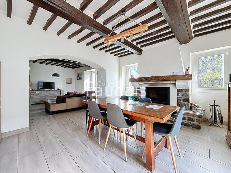 Appartement - 118 m² - 6 pièces