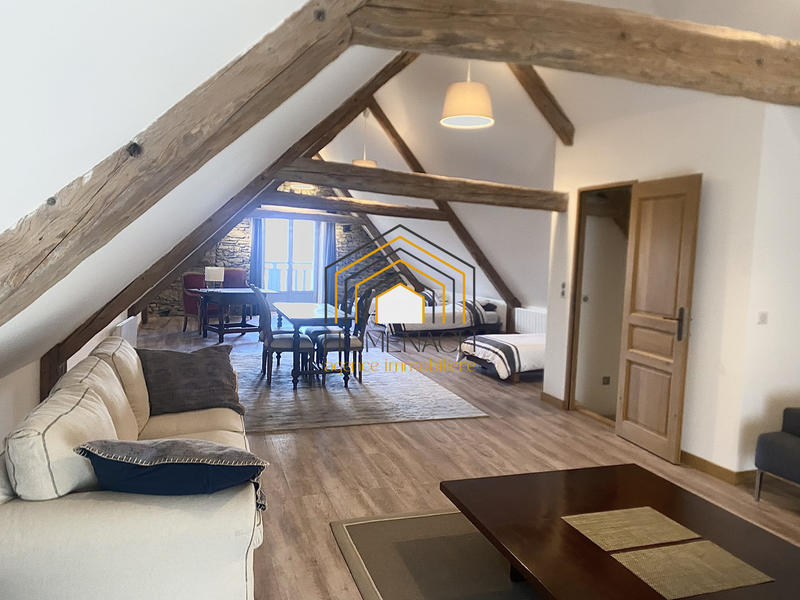 Maison traditionnelle - 145 m² - 4 pièces