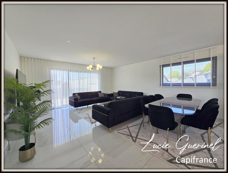 Maison - 200 m² - 7 pièces