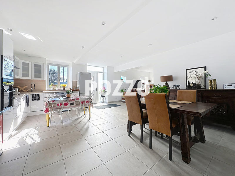 Maison - 153 m² - 7 pièces