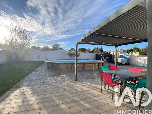 Maison - 96 m² - 5 pièces