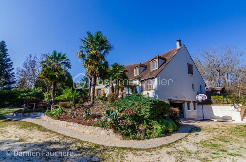 Demeure - 320 m² - 10 pièces