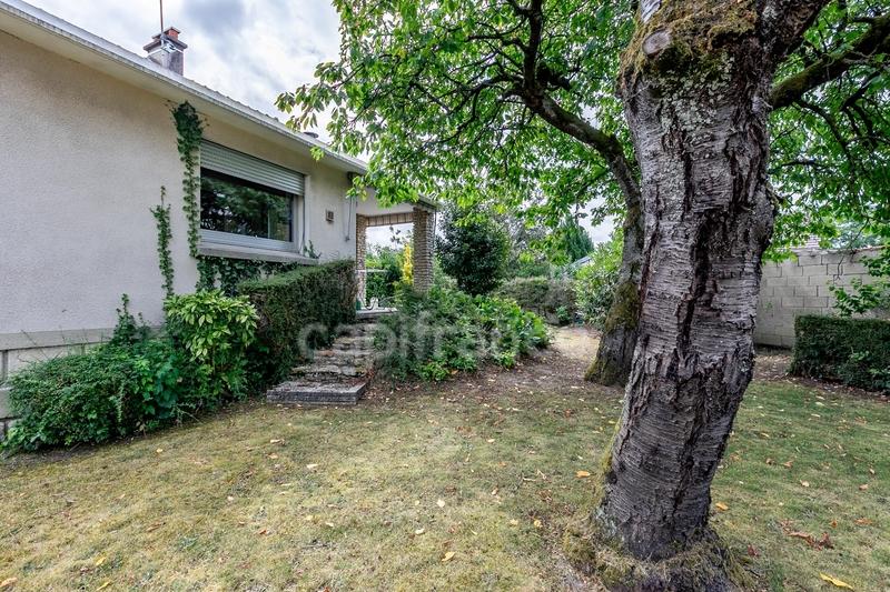 Maison - 140 m² - 6 pièces