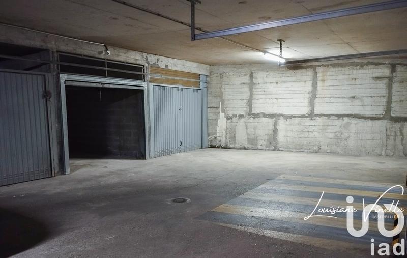 Parking - 16 m²