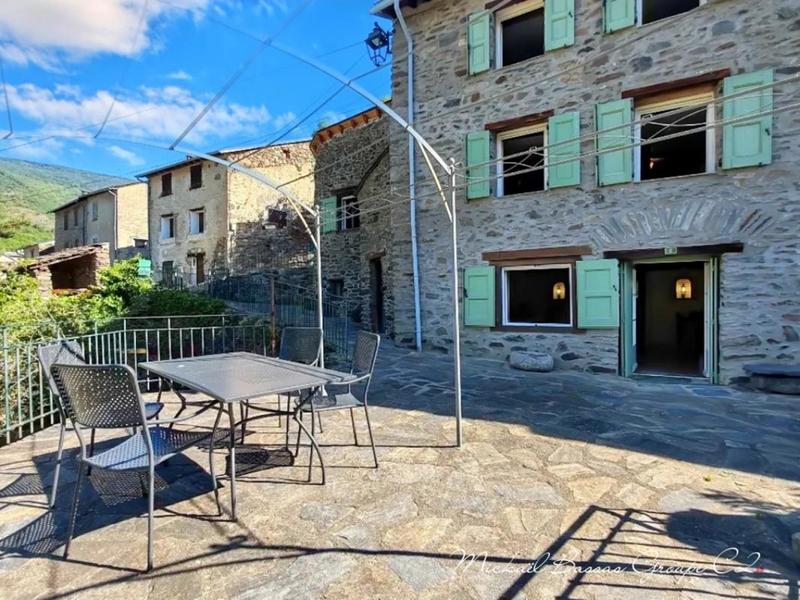 Maison - 102 m² - 4 pièces