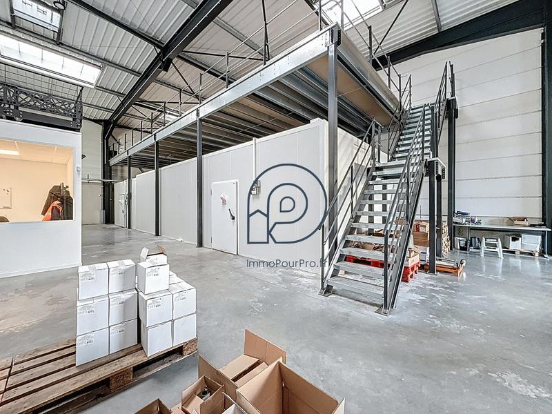 Entrepôt - 514 m²