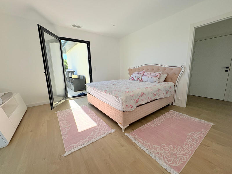 Villa - 160 m² - 5 pièces