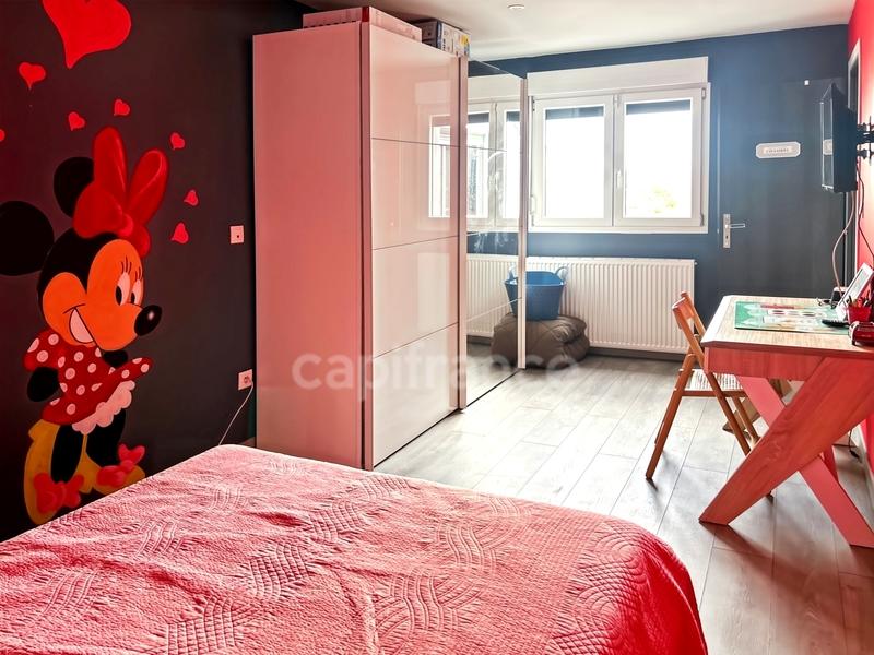 Maison - 200 m² - 5 pièces