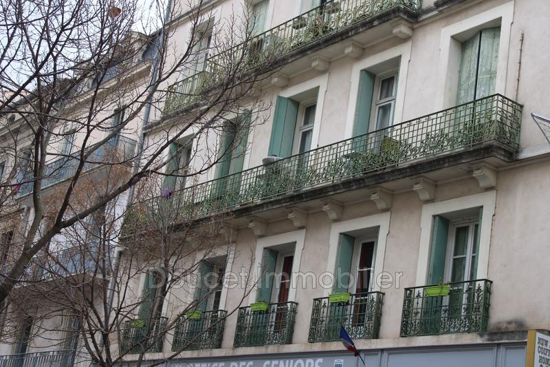 Appartement - 200 m² - 6 pièces