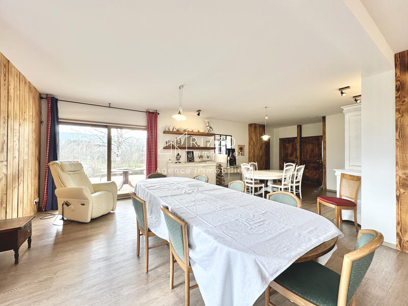 Ferme - 673 m² - 13 pièces