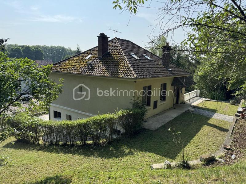 Maison traditionnelle - 83 m² - 4 pièces