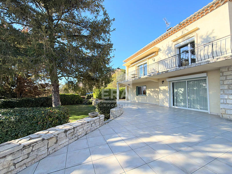 Maison - 154 m² - 7 pièces