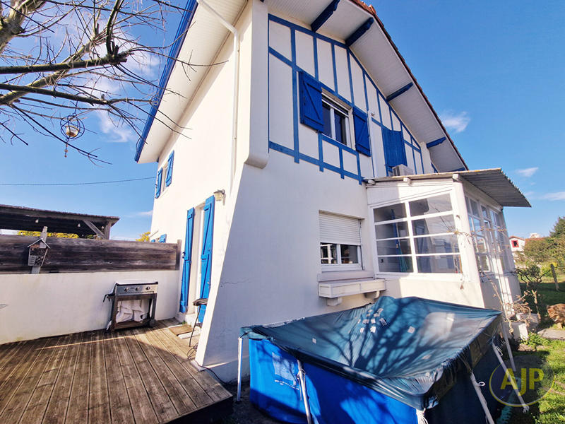 Maison - 75 m² - 4 pièces