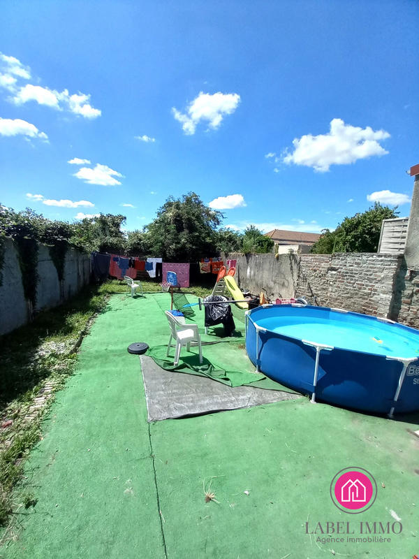 Maison - 90 m² - 4 pièces