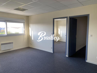 Bureau - 60 m² - 5 pièces