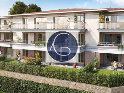 Appartement - 106 m² - 4 pièces