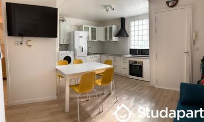 Chambre - 10 m² - 1 pièce