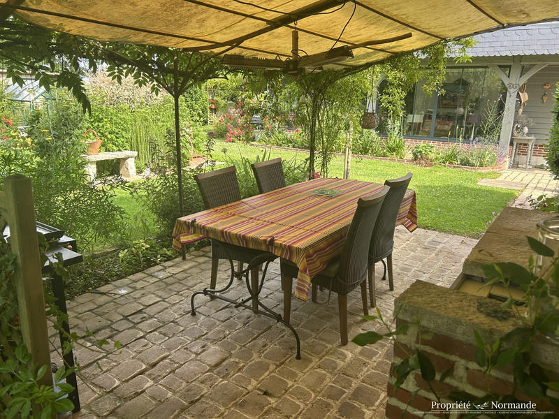 Maison - 194 m² - 7 pièces