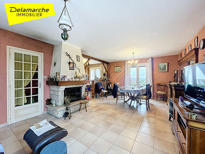 Maison - 90 m² - 4 pièces