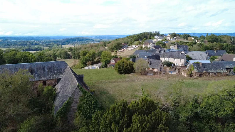 Maison - 510 m² - 8 pièces