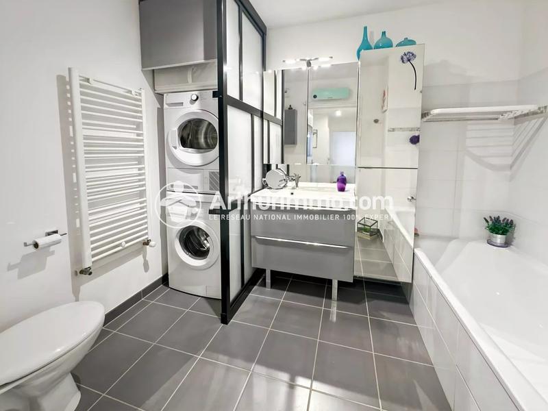 Appartement - 77 m² - 4 pièces