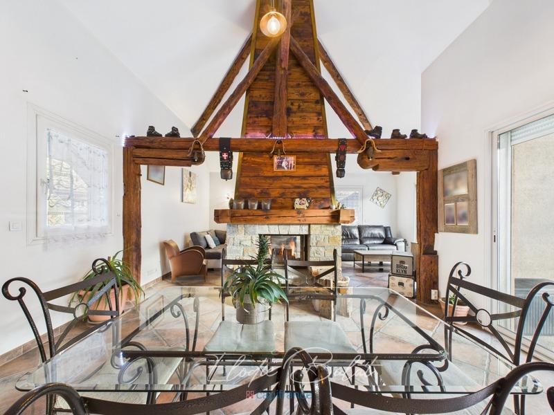 Maison - 137 m² - 5 pièces