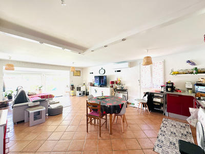 Maison - 82 m² - 3 pièces