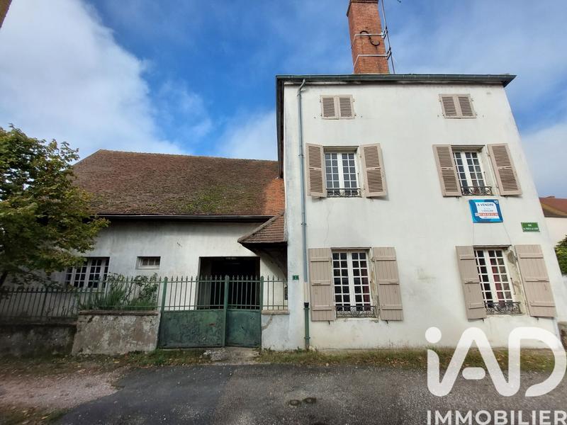 Maison - 93 m² - 4 pièces