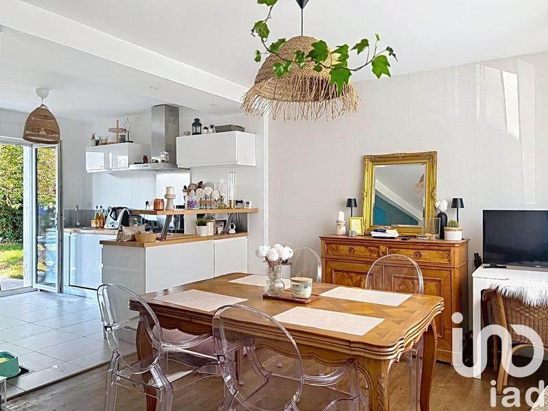 Maison - 80 m² - 5 pièces