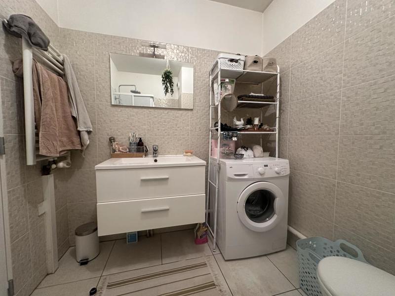 Appartement ancien - 66 m² - 3 pièces