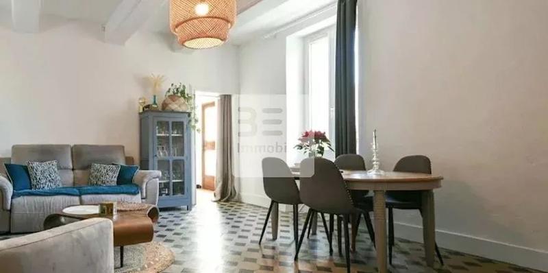 Mas - 245 m² - 9 pièces