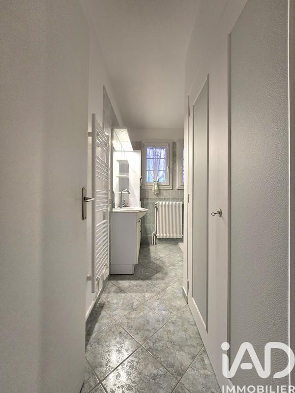 Maison - 121 m² - 5 pièces