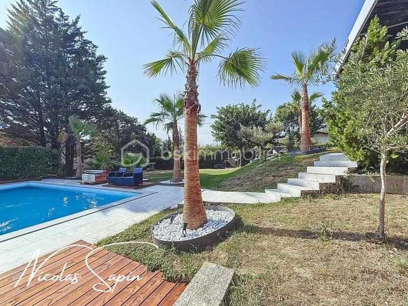 Maison d'architecte - 188 m² - 6 pièces