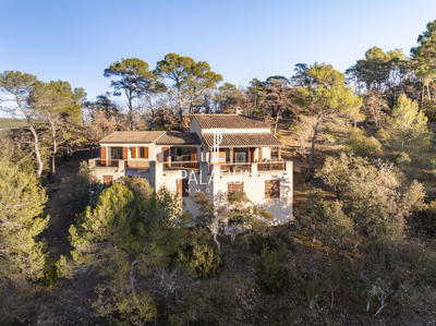 Villa - 171 m² - 5 pièces