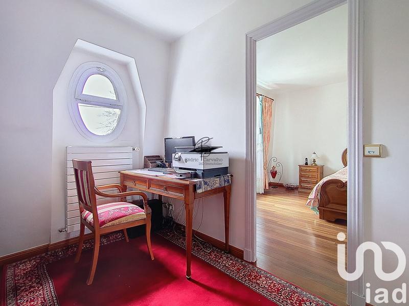 Maison - 161 m² - 6 pièces