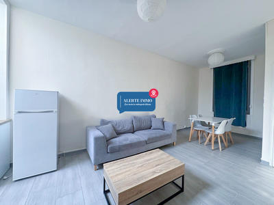 Maison - 80 m² - 5 pièces