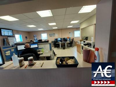 Bureau - 300 m²