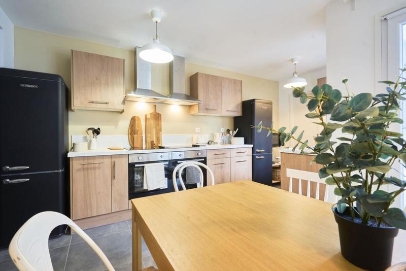 Maison - 164 m² - 10 pièces