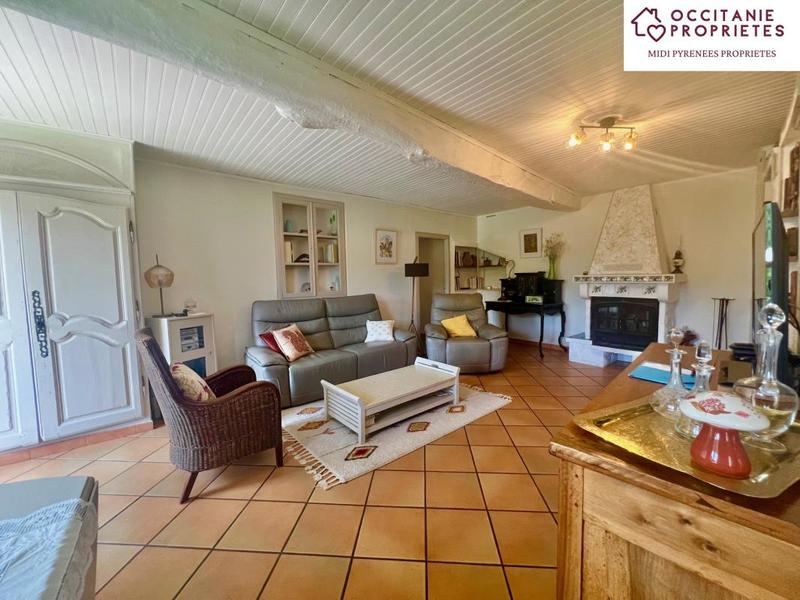 Propriété - 153 m² - 7 pièces