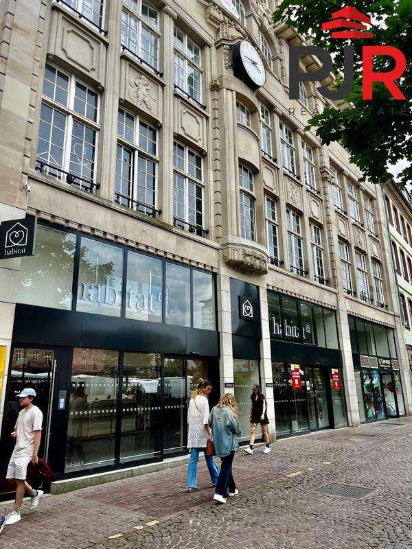 Local commercial - 1 462 m²