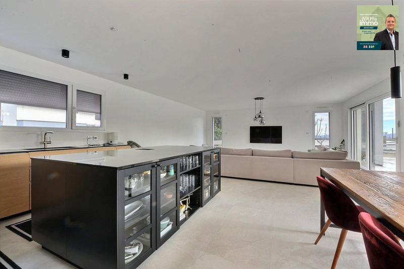 Maison - 170 m² - 6 pièces