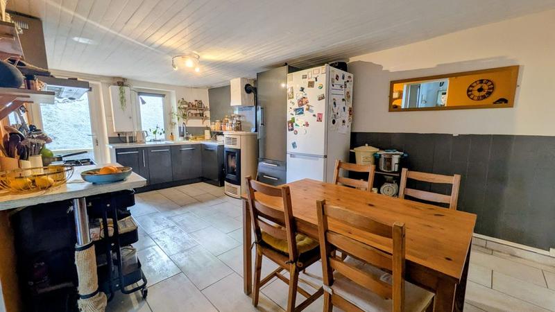 Maison en pierre - 80 m² - 3 pièces