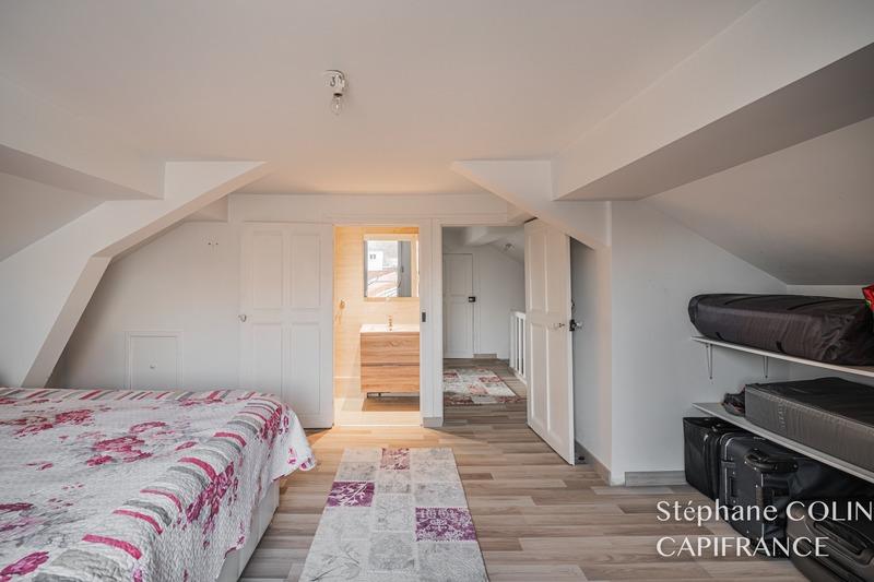 Maison - 156 m² - 7 pièces