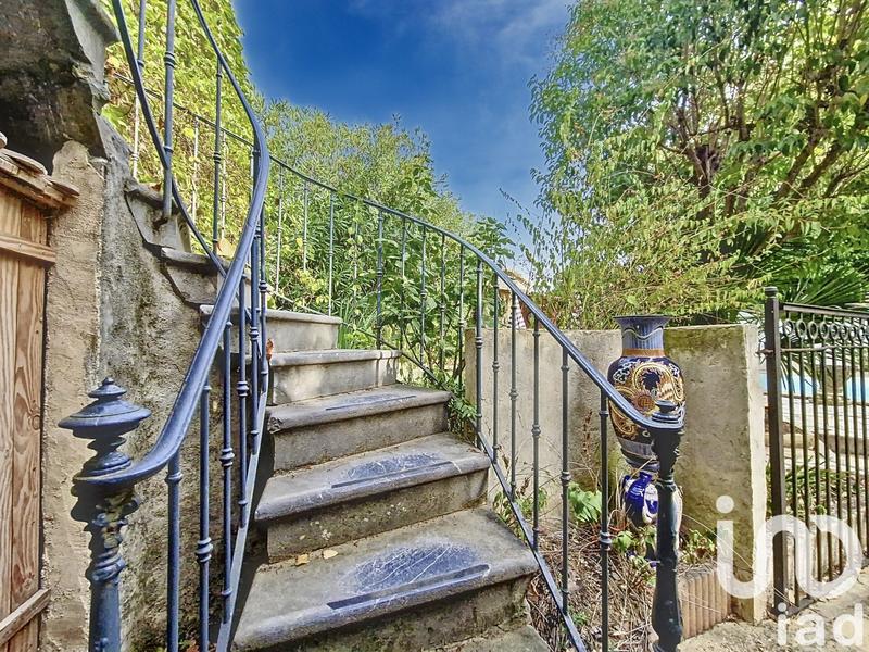 Maison - 215 m² - 8 pièces