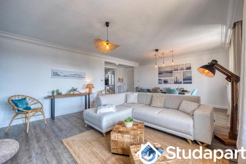 Appartement - 93 m² - 4 pièces