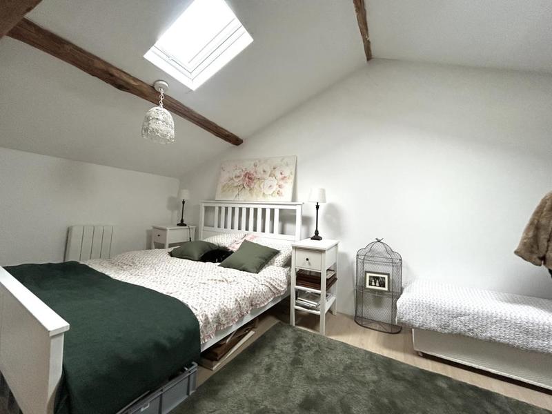 Maison - 92 m² - 4 pièces