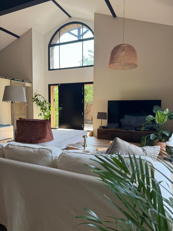 Villa - 310 m² - 10 pièces