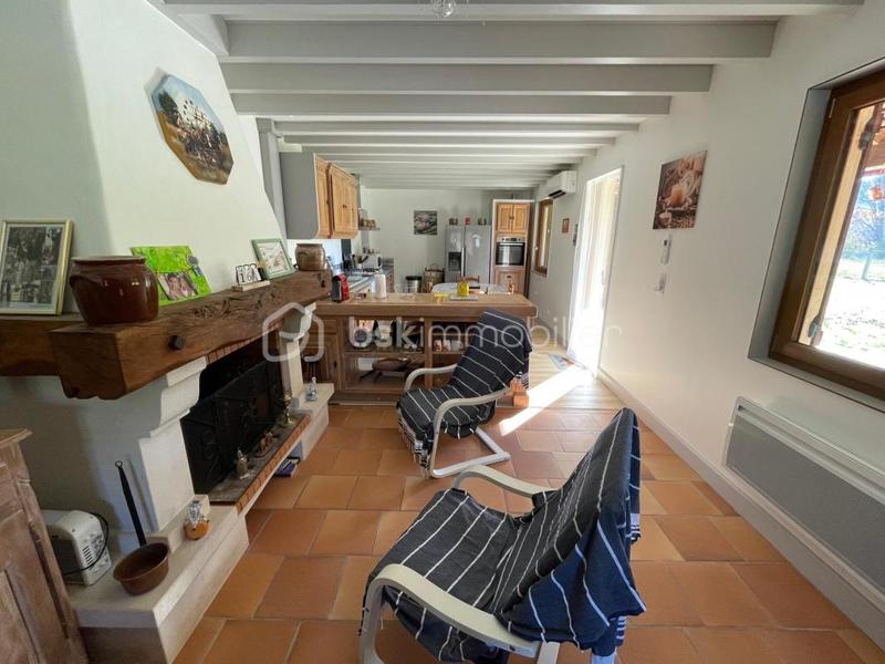 Propriété - 114 m² - 6 pièces